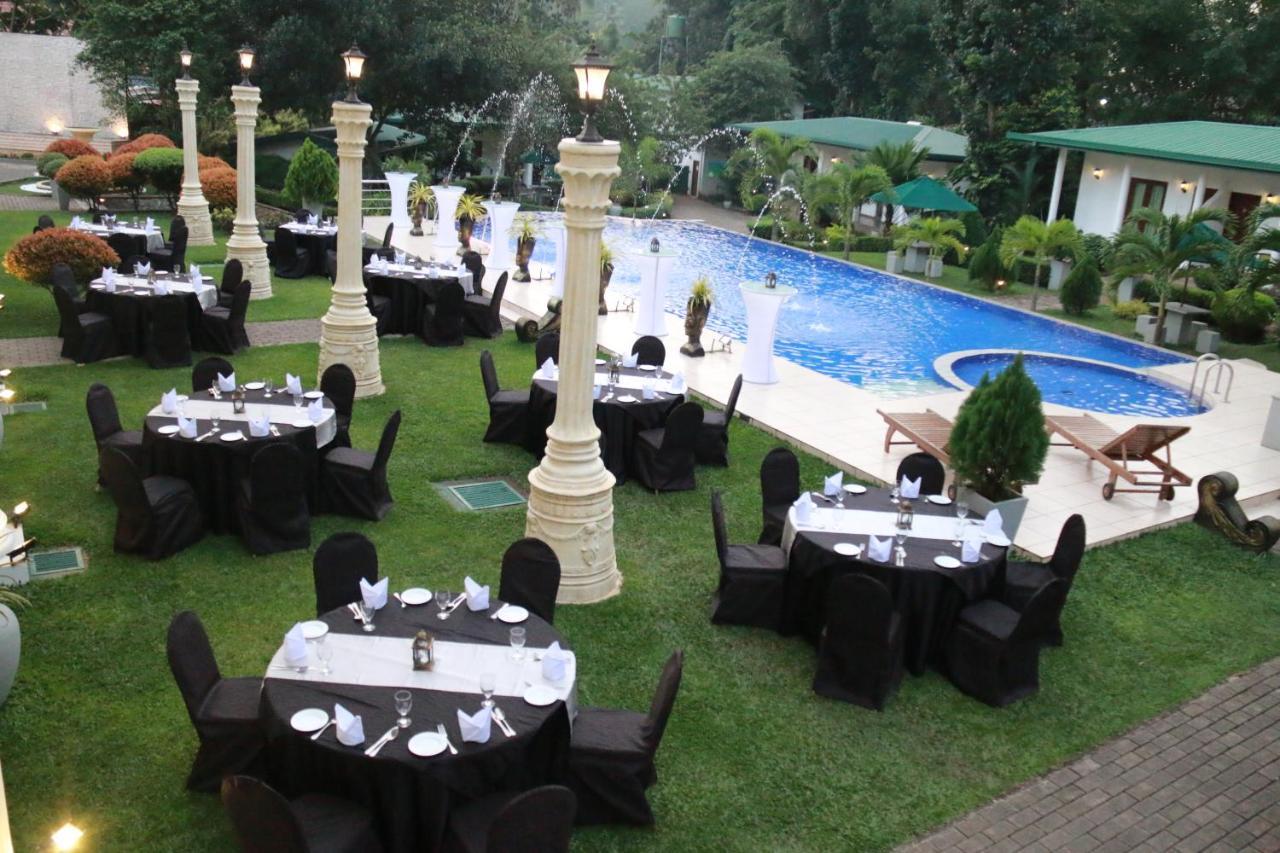 Seethawaka Regency Avissawella Exterior foto