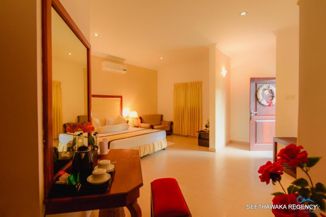 Seethawaka Regency Avissawella Exterior foto