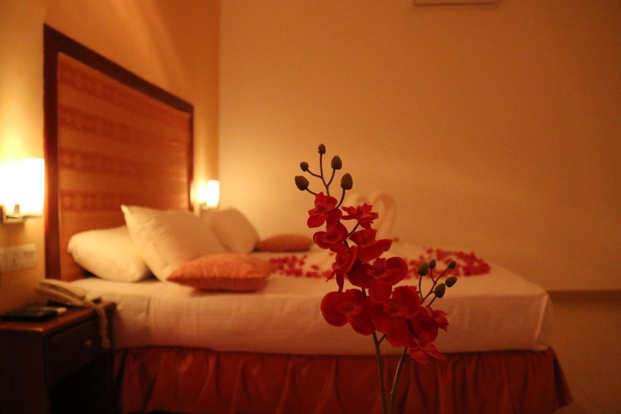Seethawaka Regency Avissawella Exterior foto